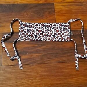Adorable animal print Bramlett size 6